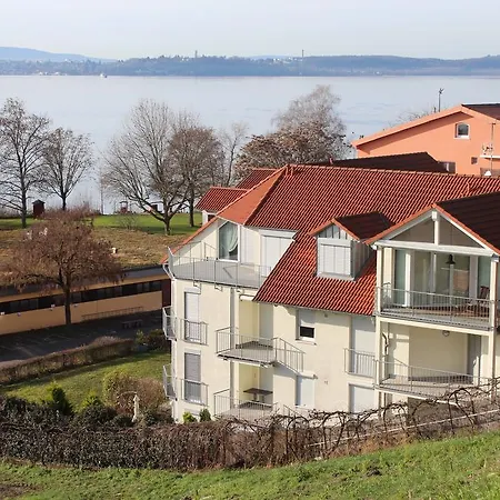 Terrasse Am See